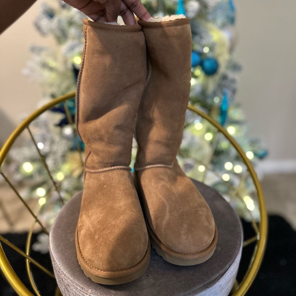 UGG Classic Tall II Boot - Chestnut Size 7